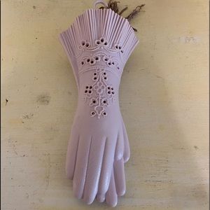 Avon ladies gloves refillable potpourri holder